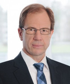 Dr Reinhard Ploss - Infineon