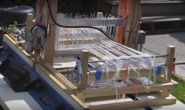 pi loom for automated weaving