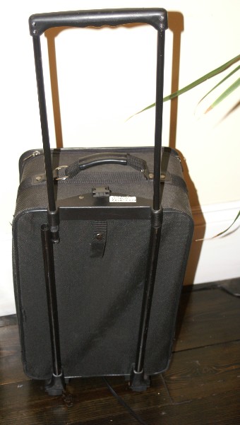 DIY Luggage Handle Wraps - 2paws Designs