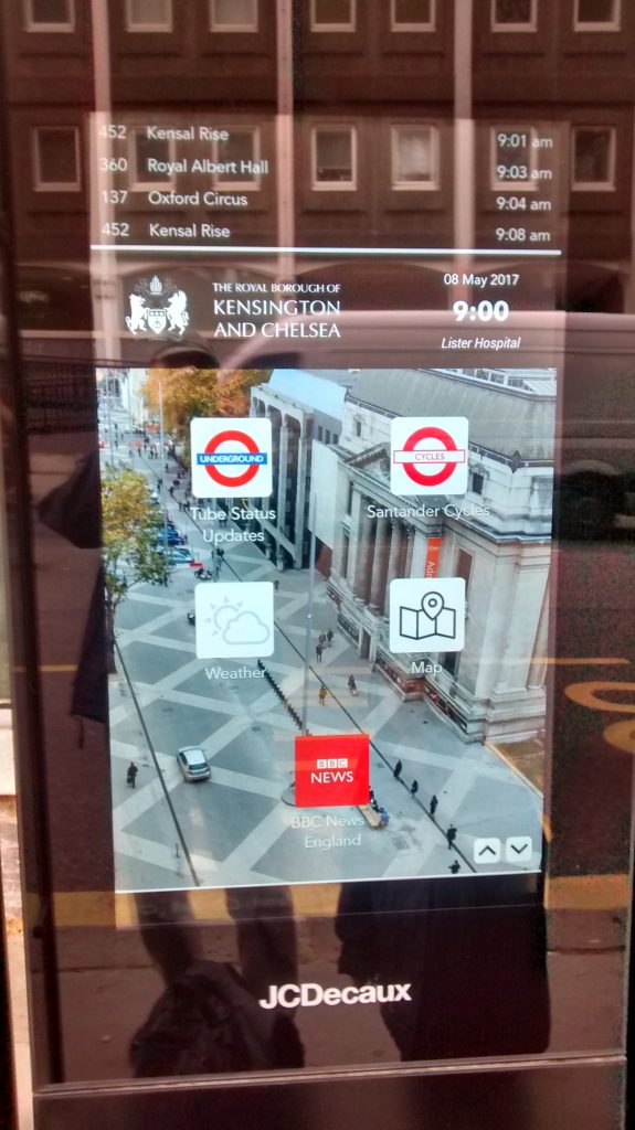 Android rolls out to London bus stop displays
