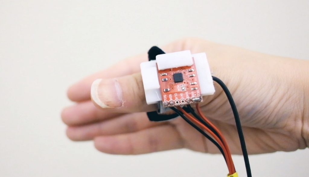 Fingersound thumb-ring