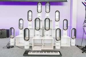 Dyson-Amp-sichord-300x200.jpg
