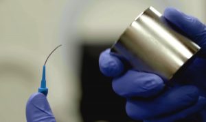 Picture of the Day: MIT's thread-like robot wends through vasculature ...