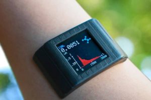 UCLA-bio-sensor-and-smart-watch-585