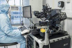 Mountbatten-cleanroom-at-University-of-Southampton