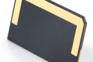 Element-Six-CVD-diamond-photo