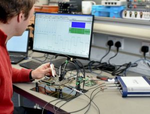 UK made: Four channel 1GHz mixed-signal PC scope with active probes ⋆ ...