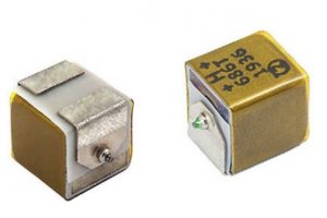 Vishay T24 SMD hi temp wet tantalum capacitors