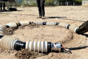 NASA EELS snake robot in Mars Yard