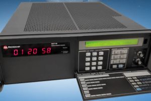 Microchip cesium atomic clock