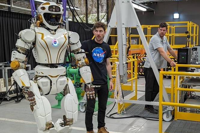 NASA Valkyrie humanoid robot heads for testing in Australia