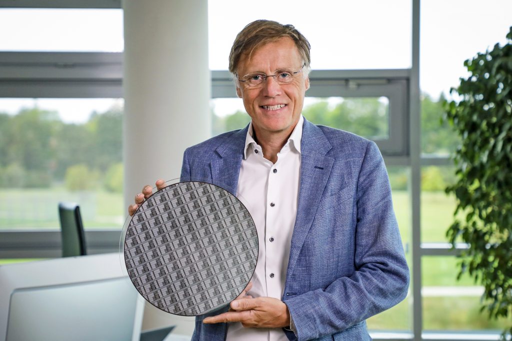 Infineon in pilot production on 300mm GaN wafers