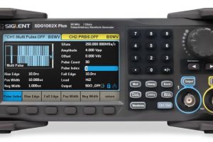 Siglant SDG1000Xplus arbitrary waveform generator AWG front