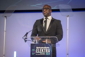 ElektraAwards2024_060-host-300x200.jpg