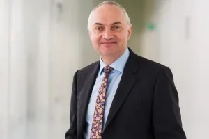 Luc-Van-den-hove-IMEC-CEO-300x200.webp