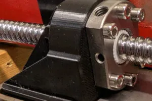 EinW cnc lathe ballscrew nut block web