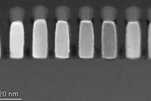 Imec 18nm pitch Ru by DME after single-exposure high-NA EUV lithograph
