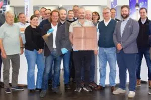 Fraunhofer IZM Glass-Panel-Technology-Group kick off web