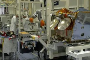 OneWeb-satellite-in-production-Copyright-Airbus-675-300x200.webp
