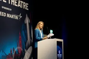 Space-Minister-Liz-Lloyd-speaking-at-Space-Comm-Expo-Europe-300x200.webp