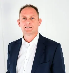 जॉन बोमन एडिओस