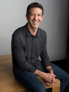 एप्पल के सीईओ जॉन टर्नस