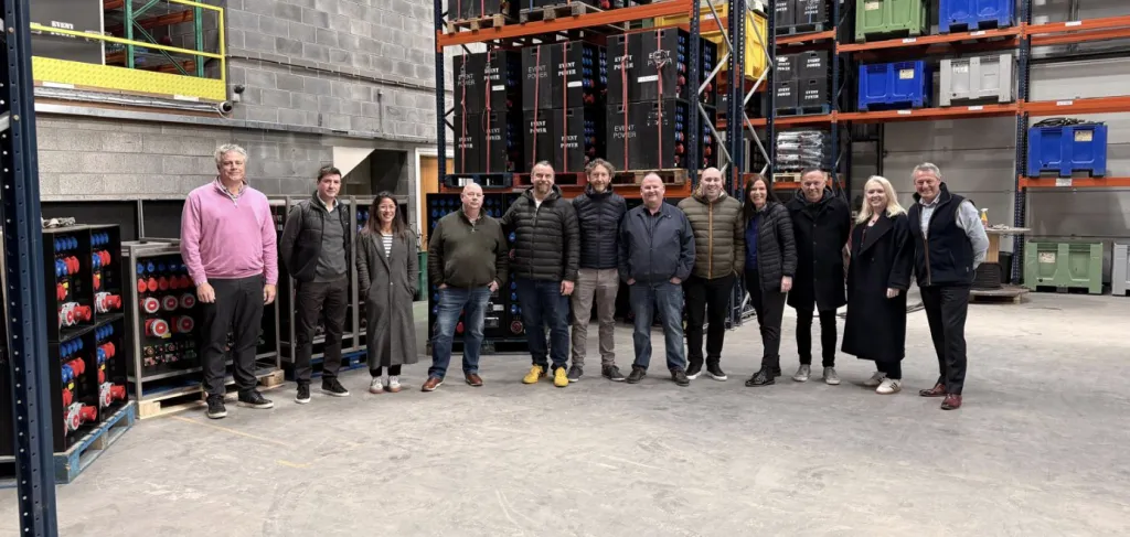 सीईएस पावर ने तीन आयरिश अधिग्रहण किए