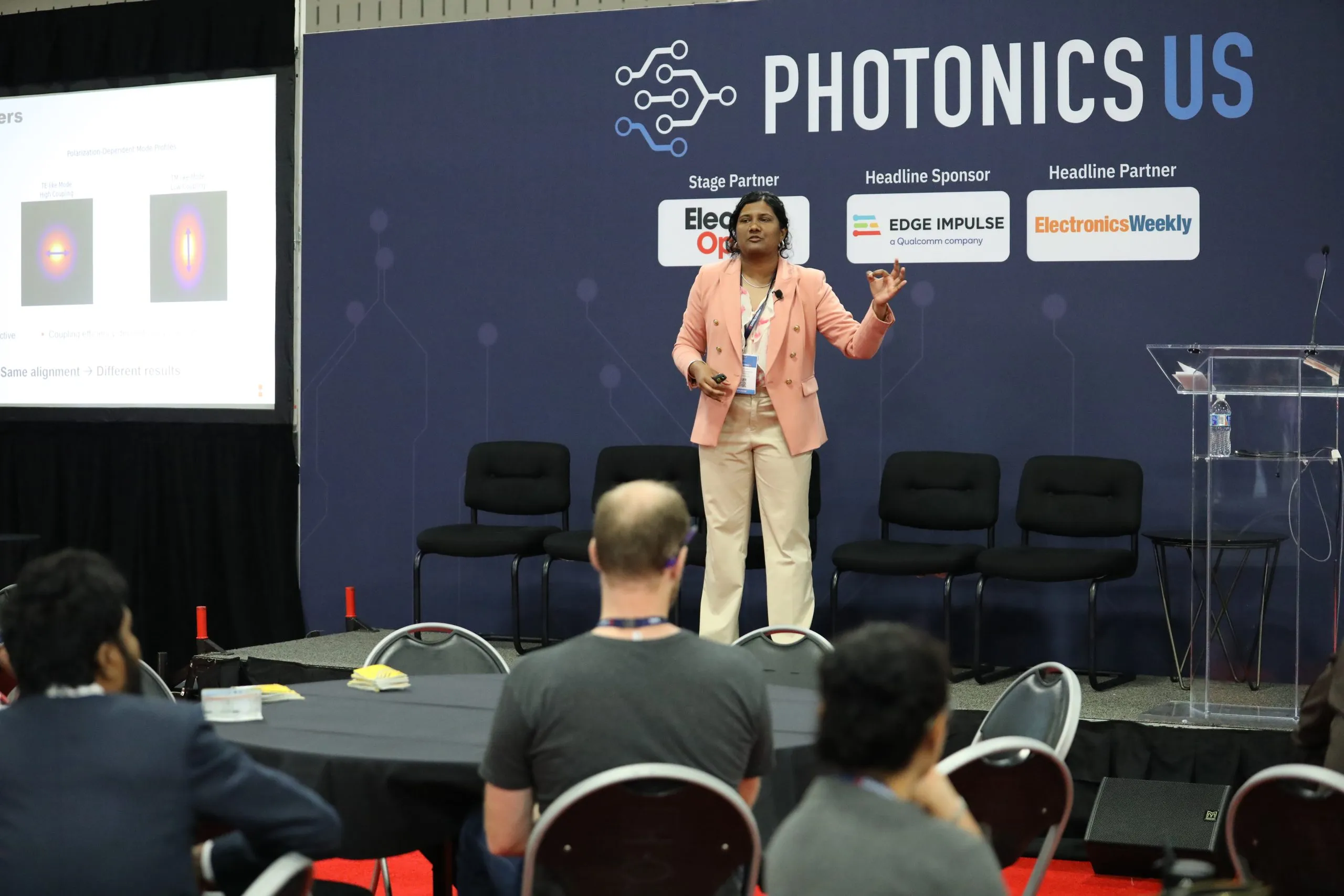 मनिमोझी शेखर, ग्लोबल फाउंड्रीज