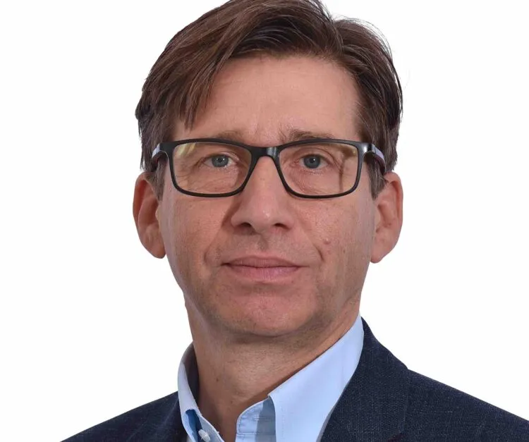 Ian Lankshear - CEO - EnSilica
