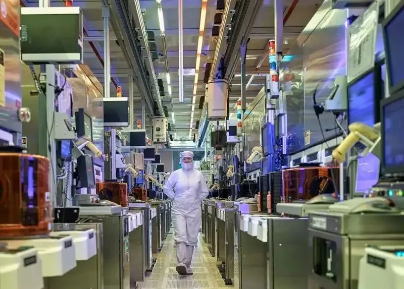 Clas-SiC Wafer Fab gets Scottish Enterprise Capital Grant ⋆ Electronics Weekly