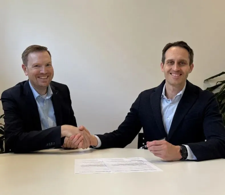 Siemens and Sparepartsnow selling refurbished auto components