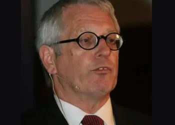 Don't get drunk on the numbers, says Penn