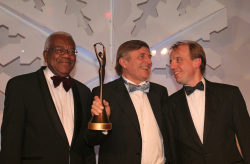 Sir-Robin-Saxby-Elektra-Award-winner-2007.jpg